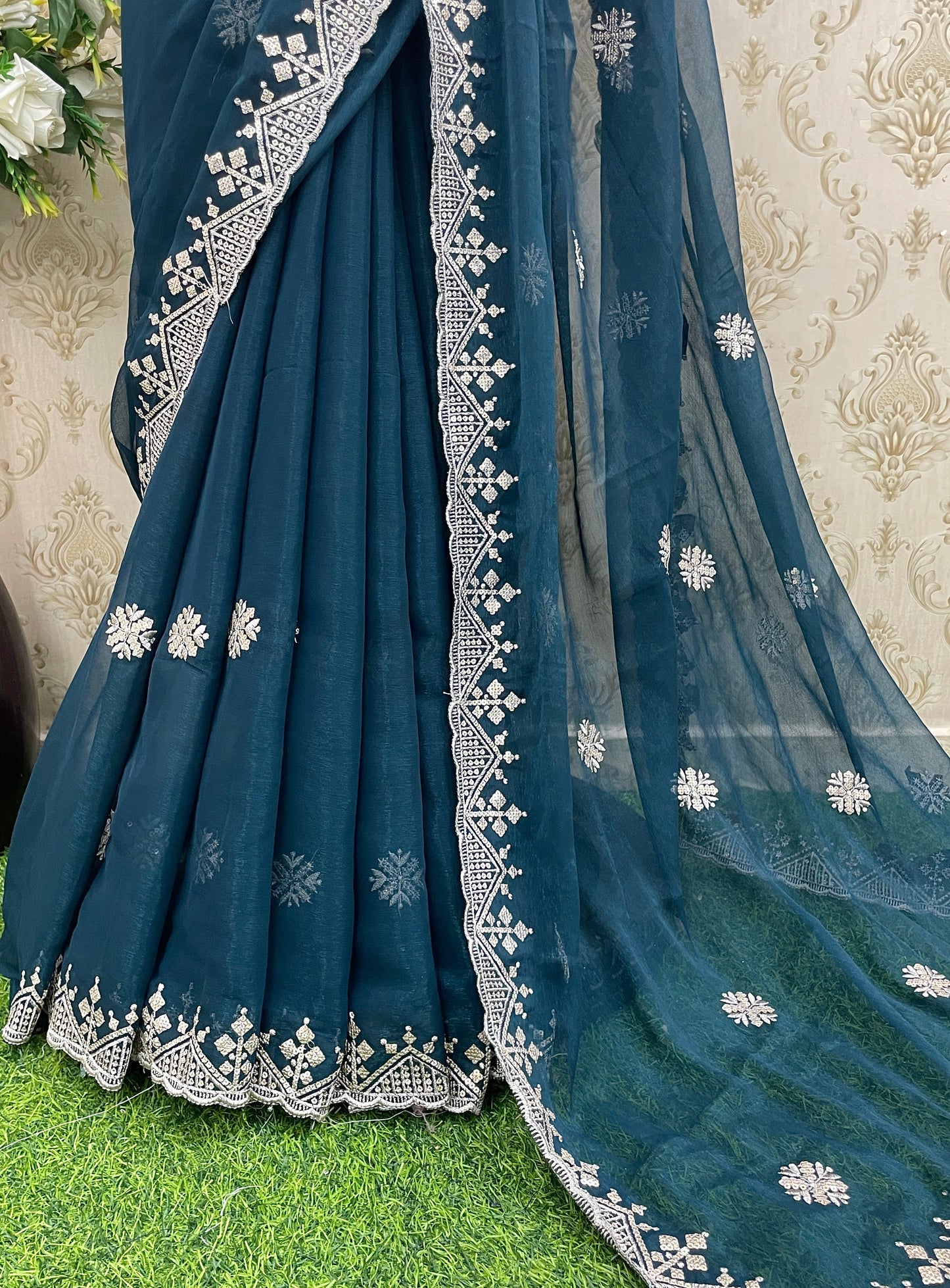 Elegant Net Embroidered Saree with Designer Lace Border – Perfect for Party Wear & Weddings - MORPITCH