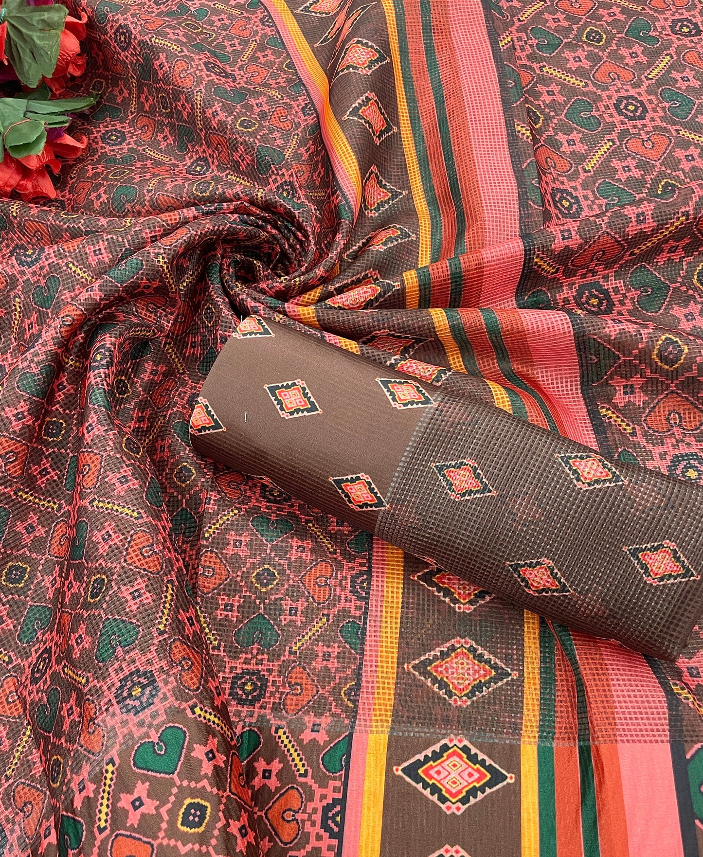 Elegant Floral Printed Saree with Designer Border – Perfect for Casual & Festive Wear -INDIA RED