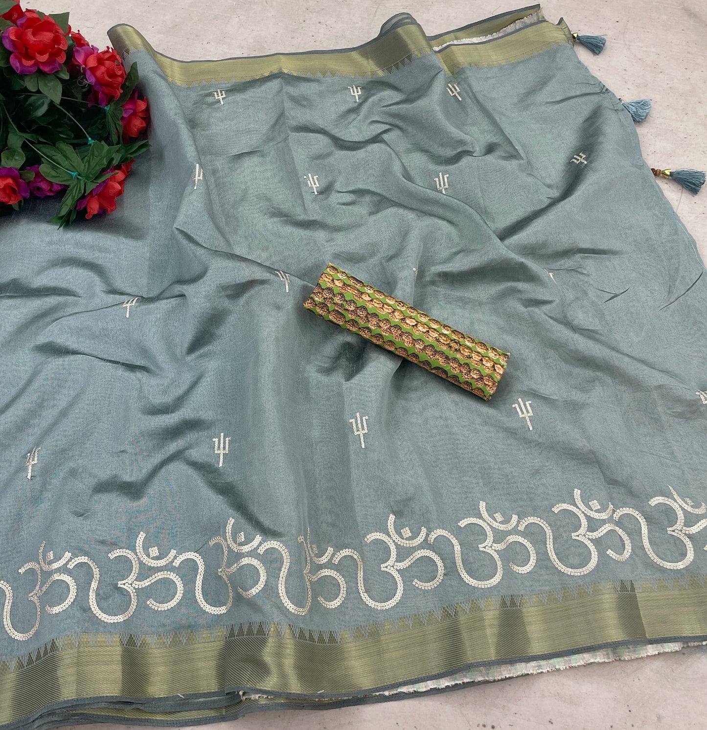 Elegant Handcrafted Saree – A Timeless Blend of Tradition & Style - RAMA